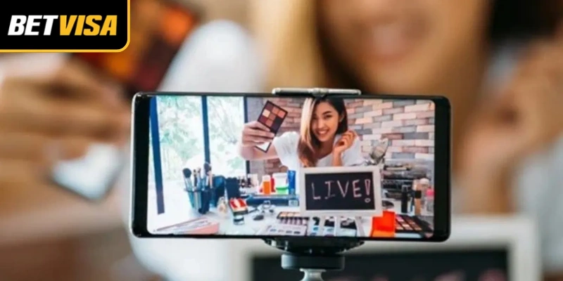 Quốc Trần nâng tầm trải nghiệm với công nghệ livestream